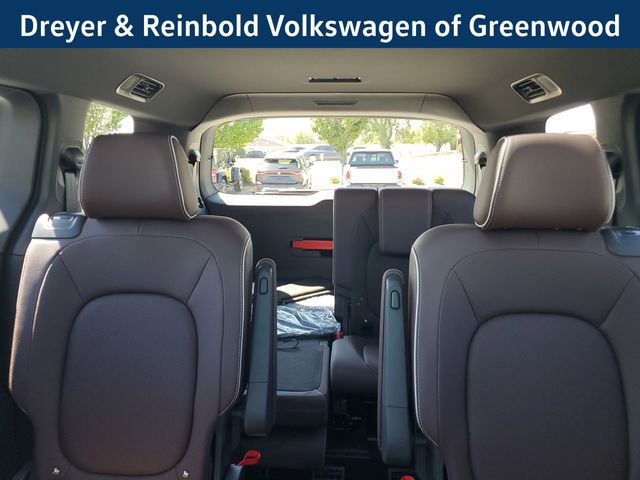 2025 Volkswagen ID. Buzz Pro Plus photo 36