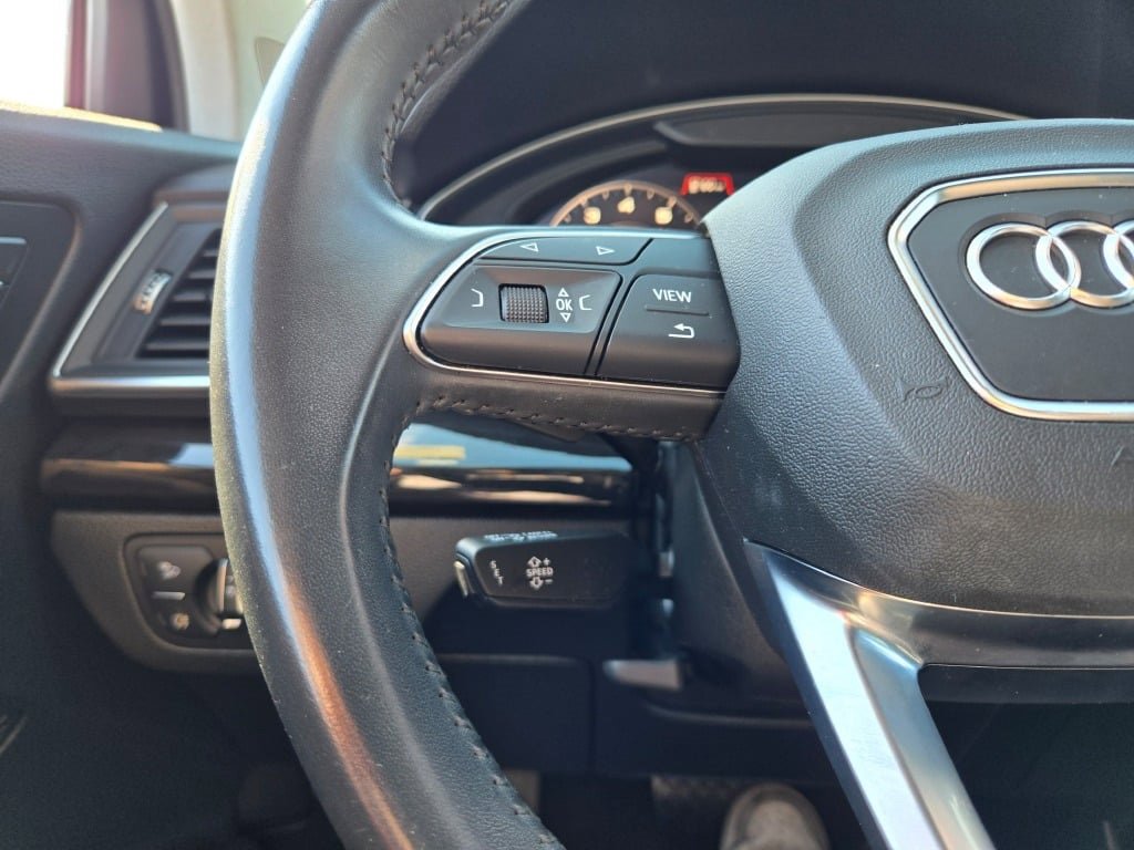 2020 Audi Q5 45 Premium Plus photo 33