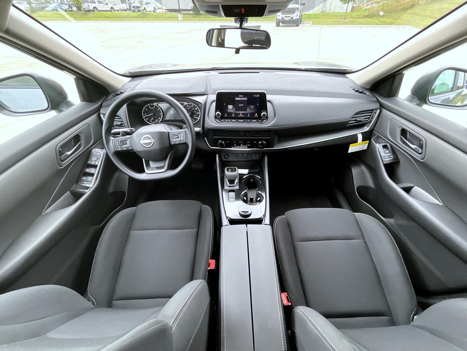 2026 Nissan Rogue S photo 13