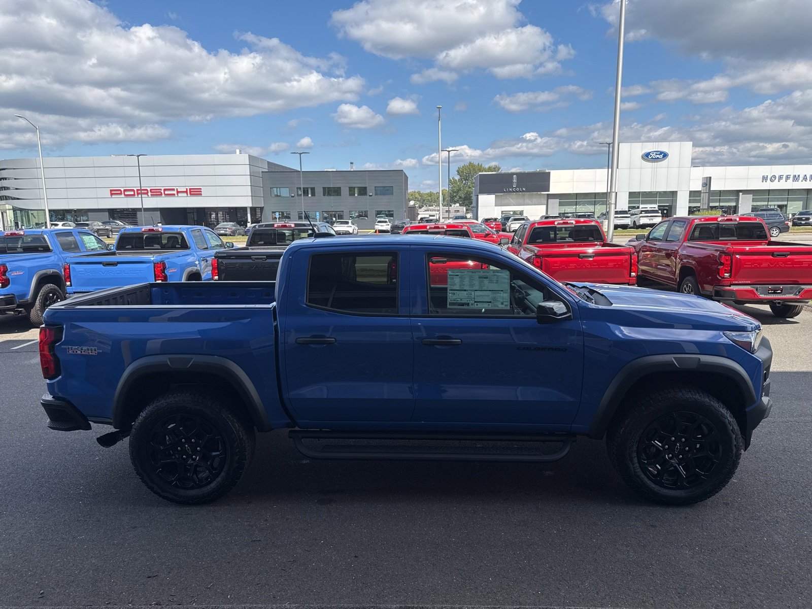 2026 Chevrolet Colorado Trail Boss photo 5