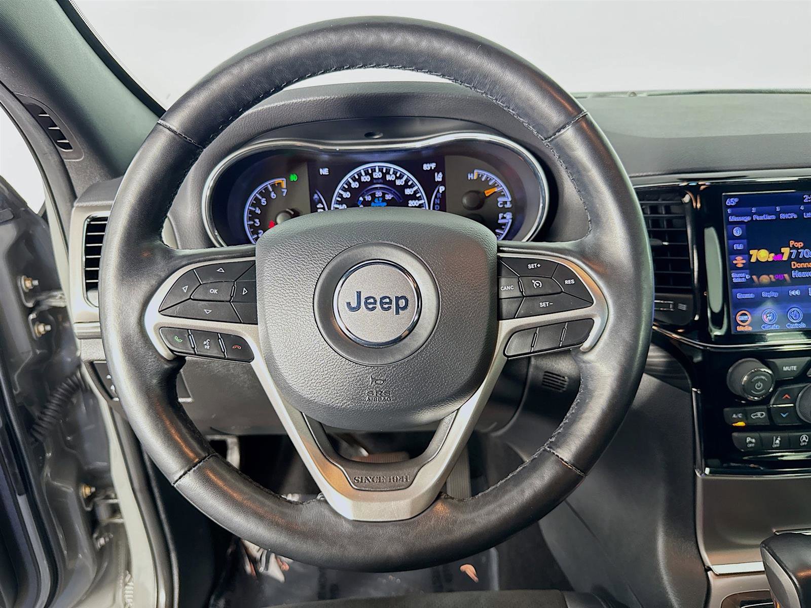 2020 Jeep Grand Cherokee Altitude photo 12