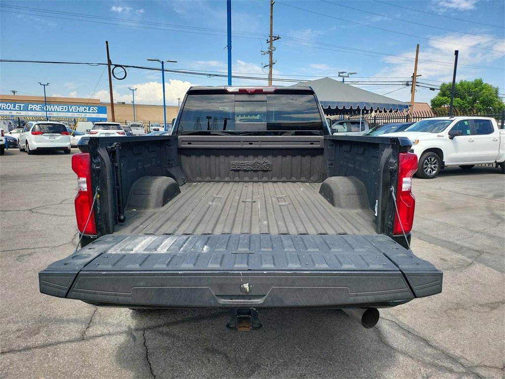 2023 Chevrolet Silverado 2500HD High Country photo 19