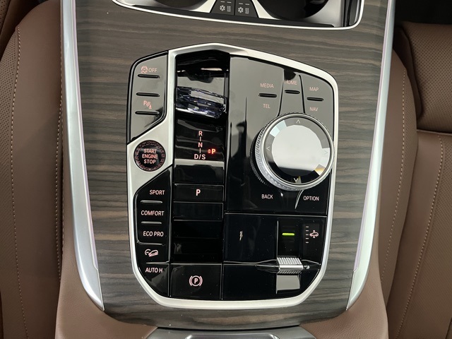 2026 Bmw X7 M60i photo 17