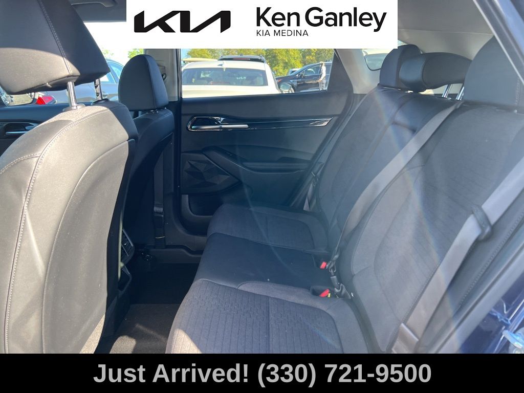 2023 Kia Seltos S Nightfall Edition photo 5