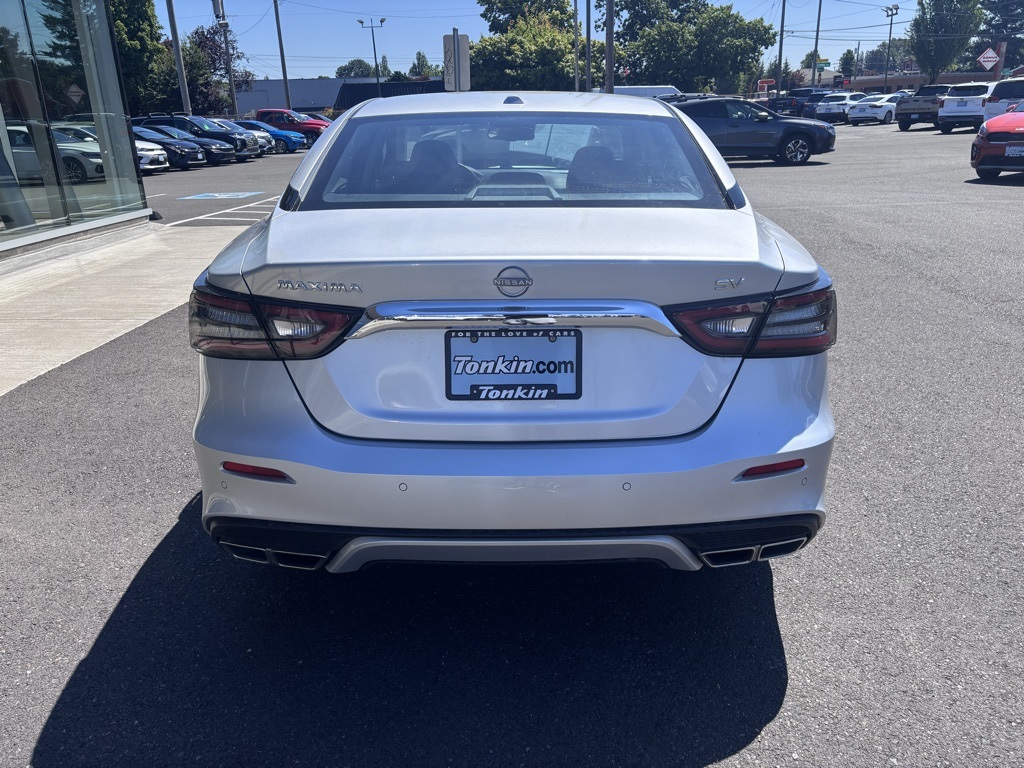 2023 Nissan Maxima SV photo 7