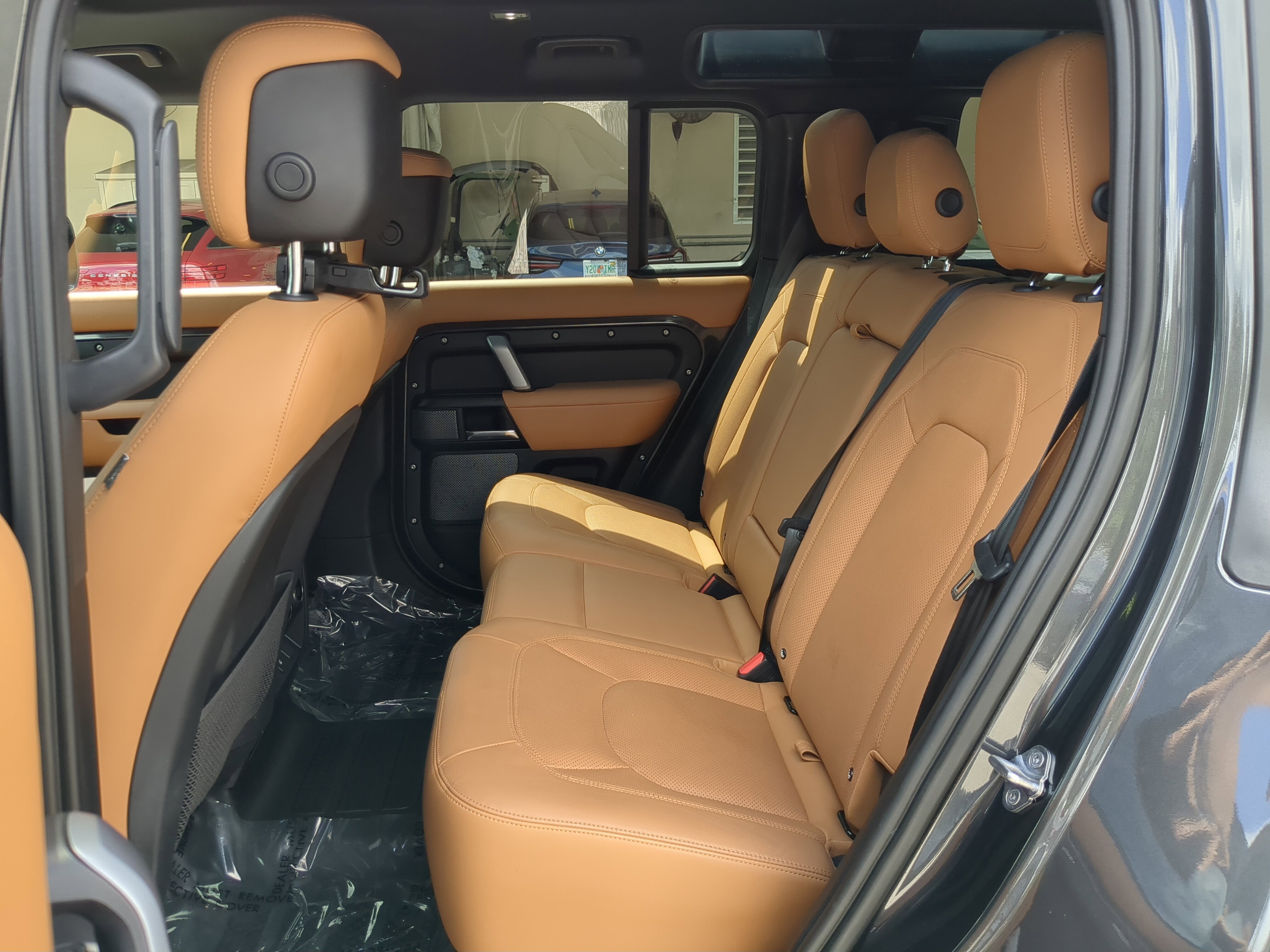 2023 Land Rover Defender V8 photo 7