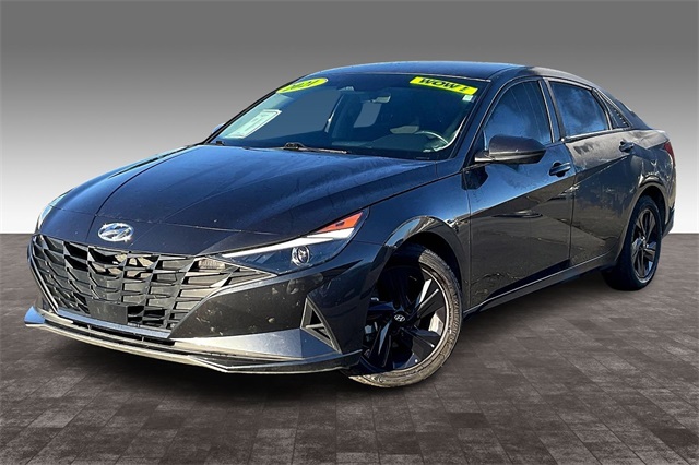 2021 Hyundai Elantra SEL's photo