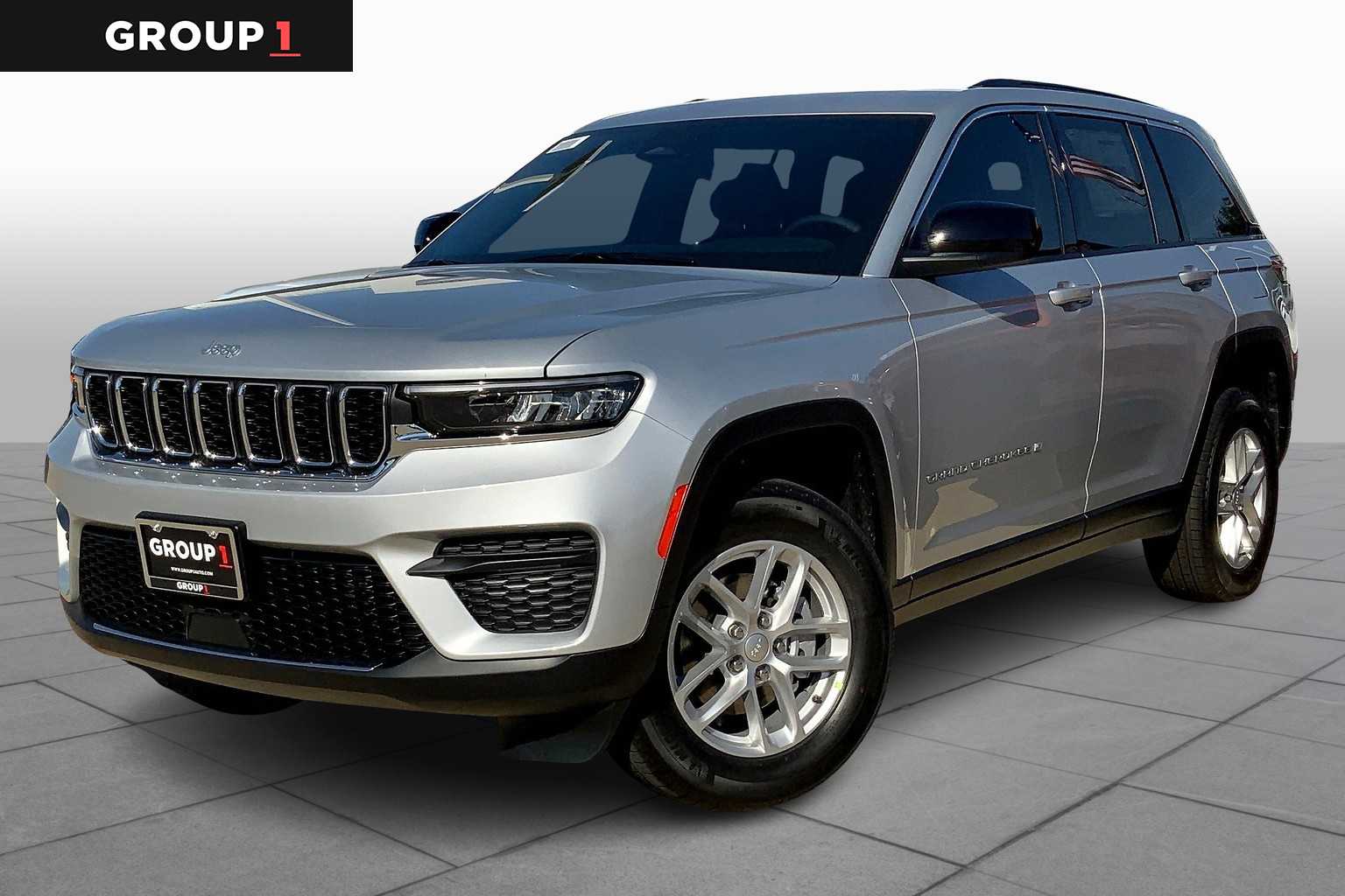 2025 Jeep Grand Cherokee Laredo's photo