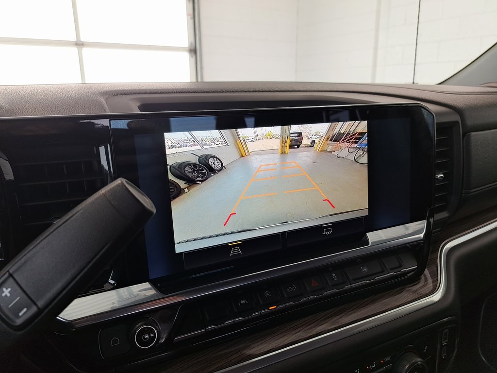 2025 Chevrolet Silverado 1500 LT photo 12