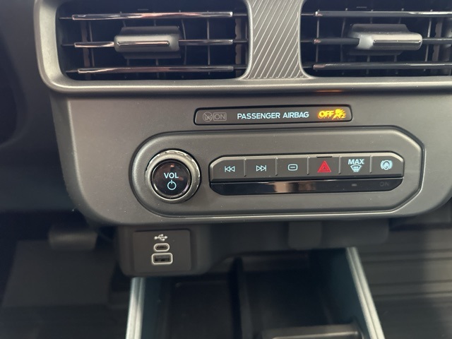 2025 Ford Maverick XL photo 19
