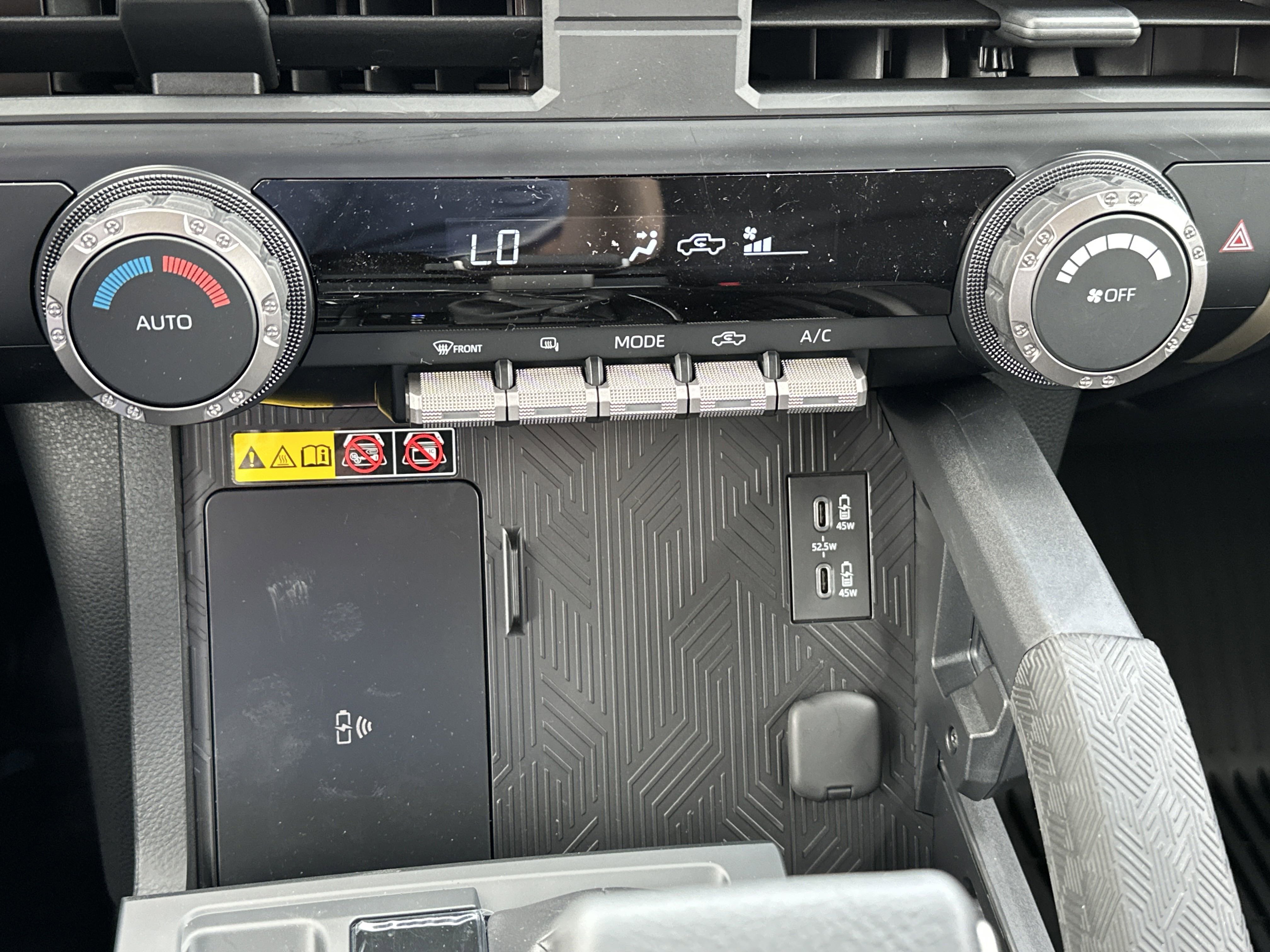 2025 Toyota Tacoma SR5 Double Cab photo 9