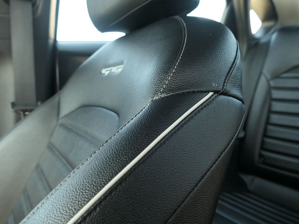 2023 Kia Forte GT-Line photo 9