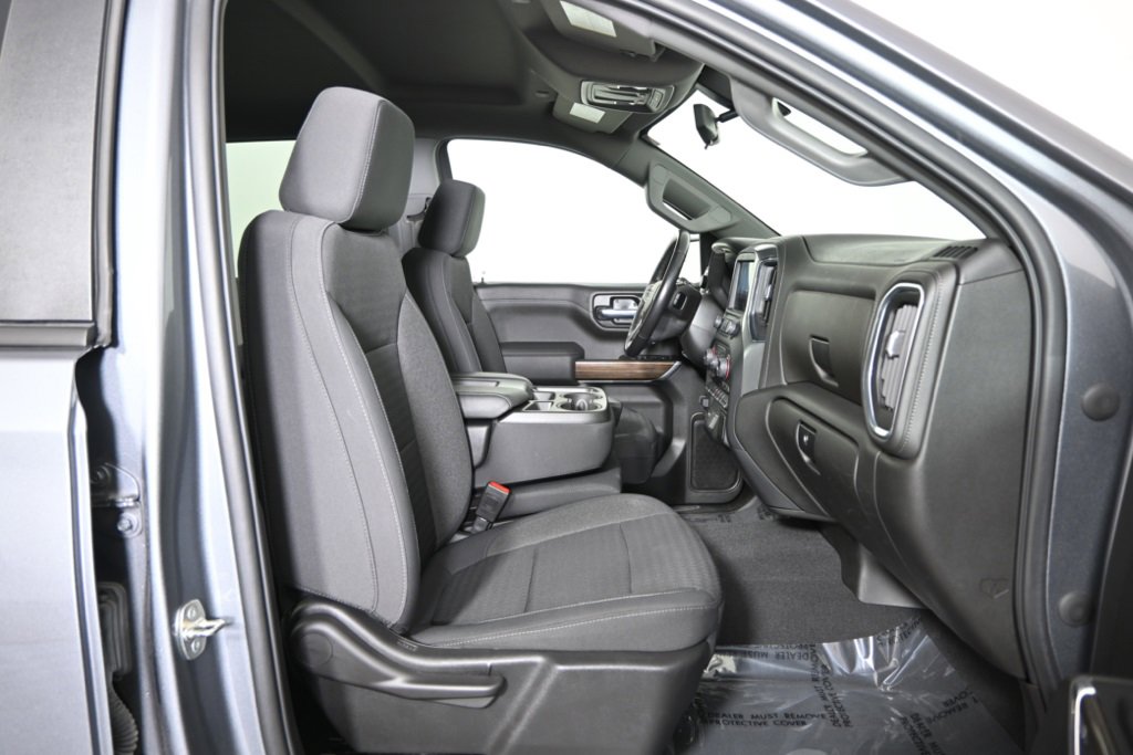 2021 Chevrolet Silverado 1500 RST photo 13