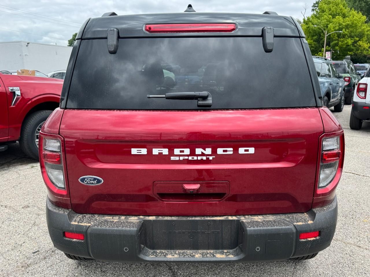 2025 Ford Bronco Sport Outer Banks photo 4