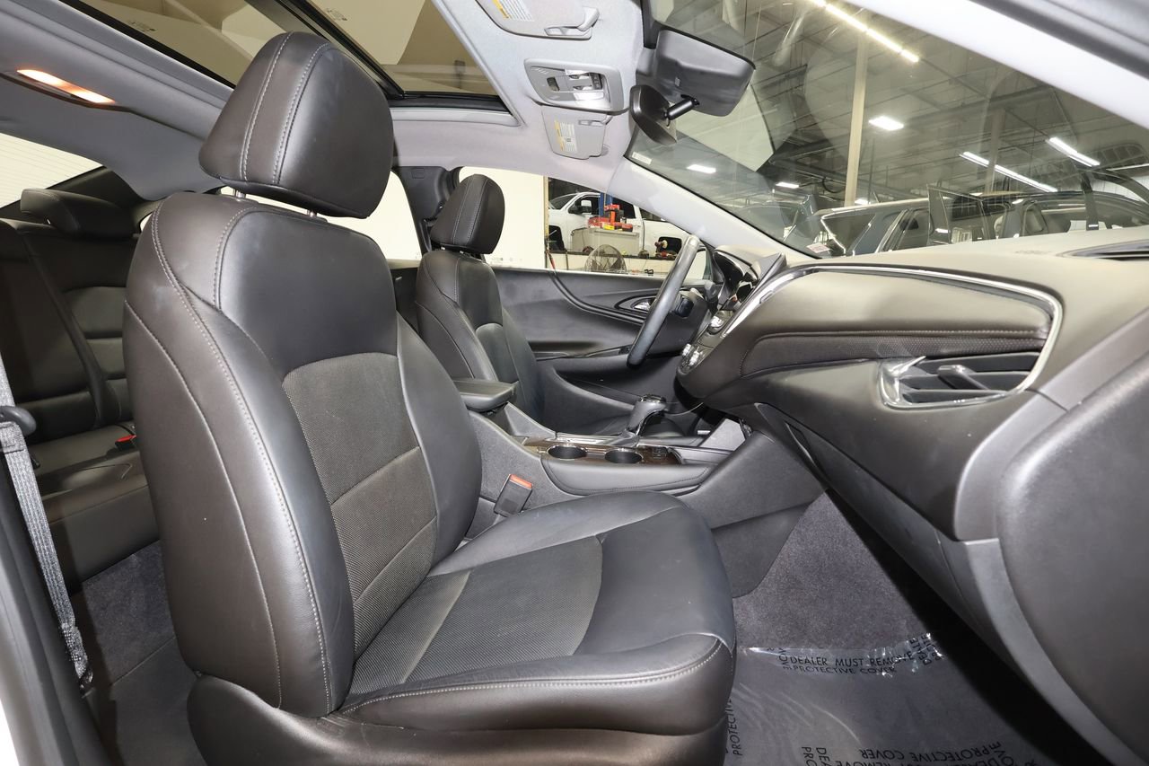 2018 Chevrolet Malibu Premier photo 23