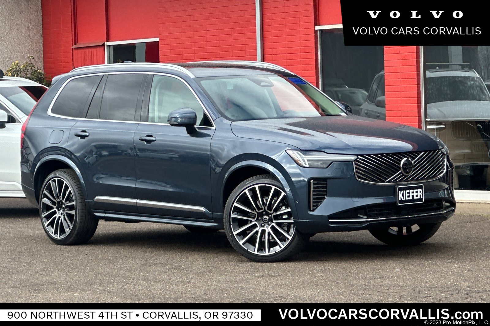 2025 Volvo XC90 Ultra's photo