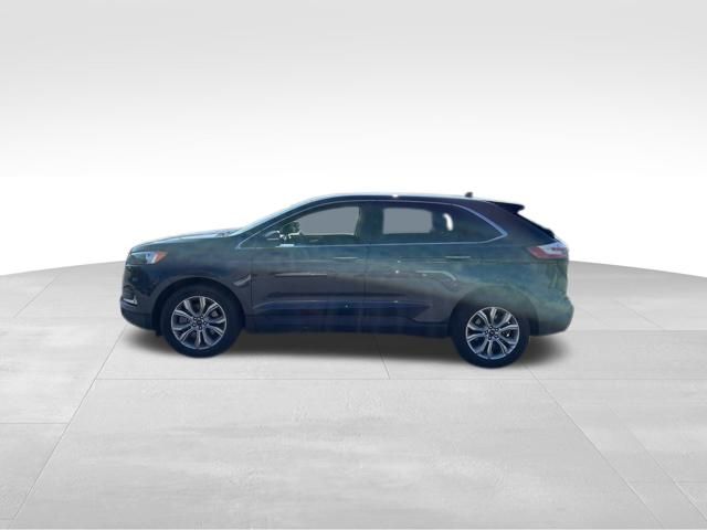 2024 Ford Edge Titanium photo 6