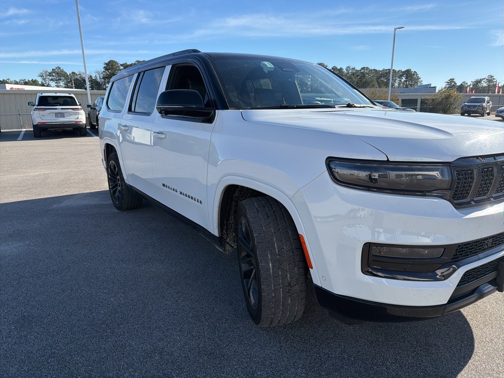 2024 Jeep Grand Wagoneer L Series II's photo