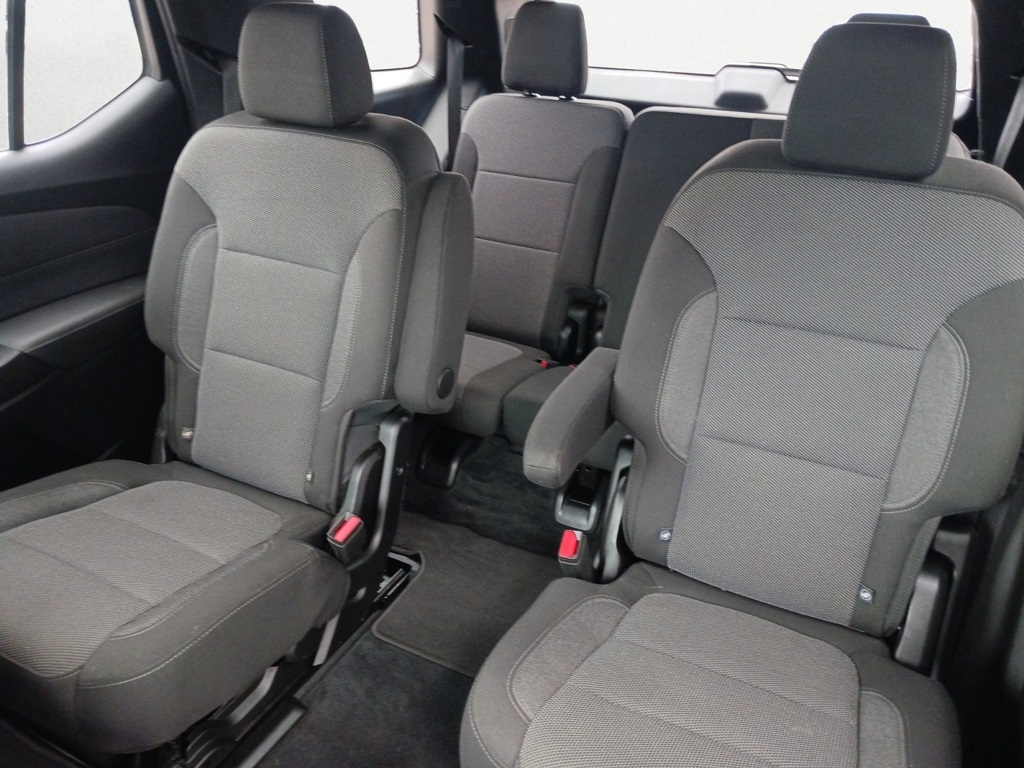 2022 Chevrolet Traverse Cloth photo 24