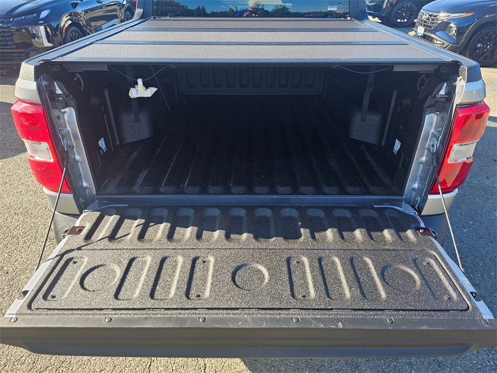 2024 Ford Maverick XLT photo 13
