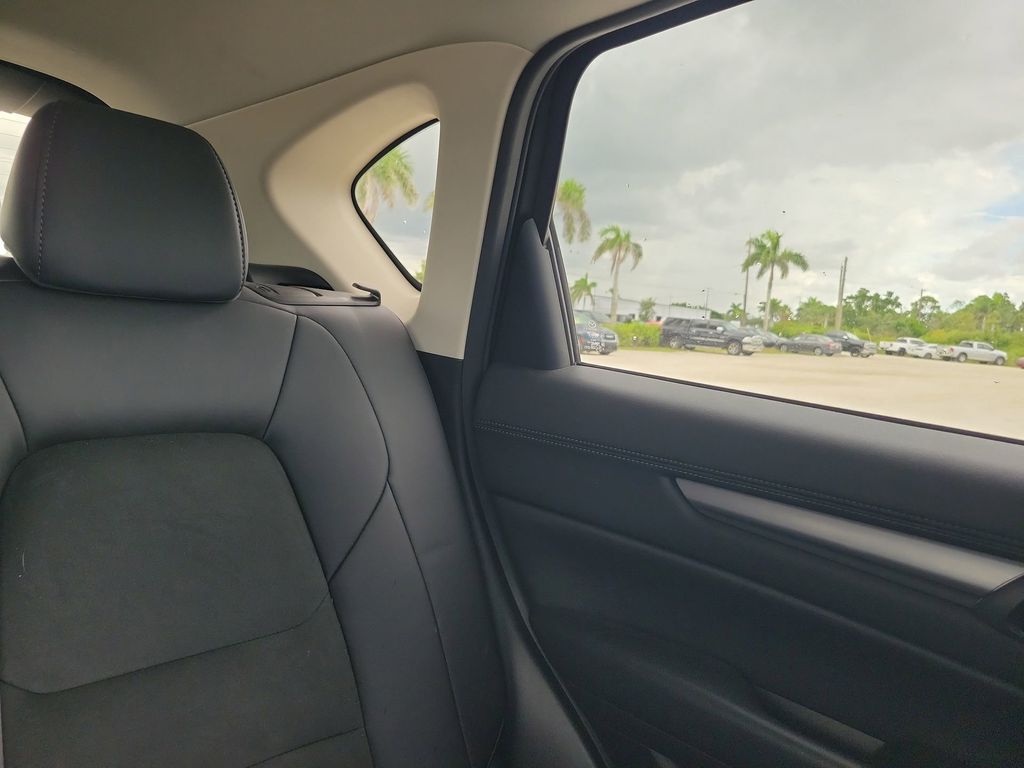 2019 Mazda CX-5 Touring photo 10