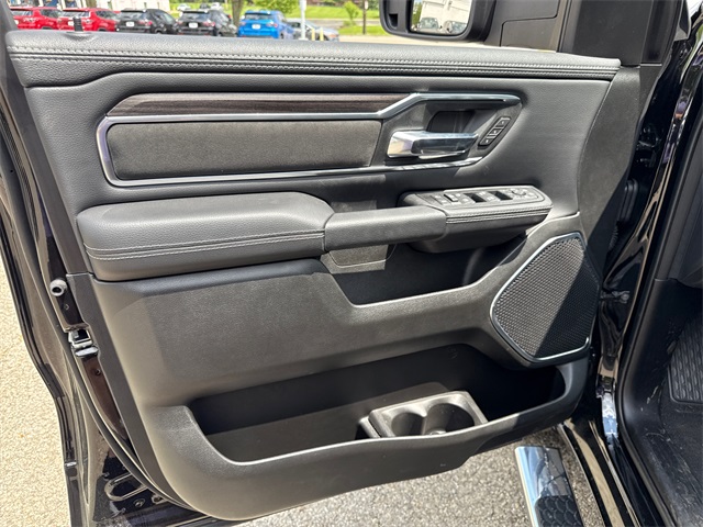 2025 Ram 1500 Laramie photo 11