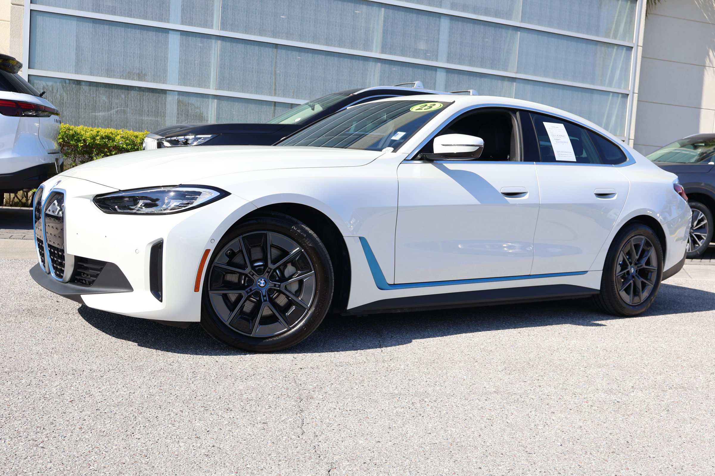 2023 BMW i4 40's photo