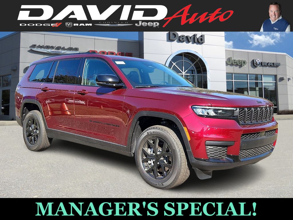 2025 Jeep Grand Cherokee L Altitude's photo