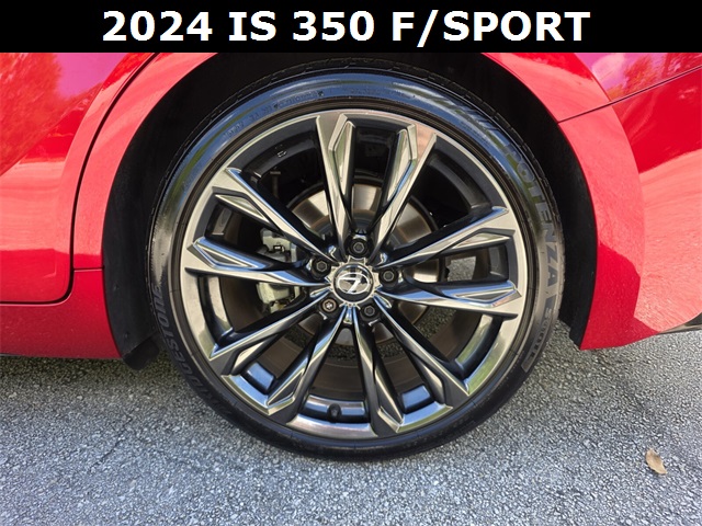 2024 Lexus IS 350 F SPORT photo 15