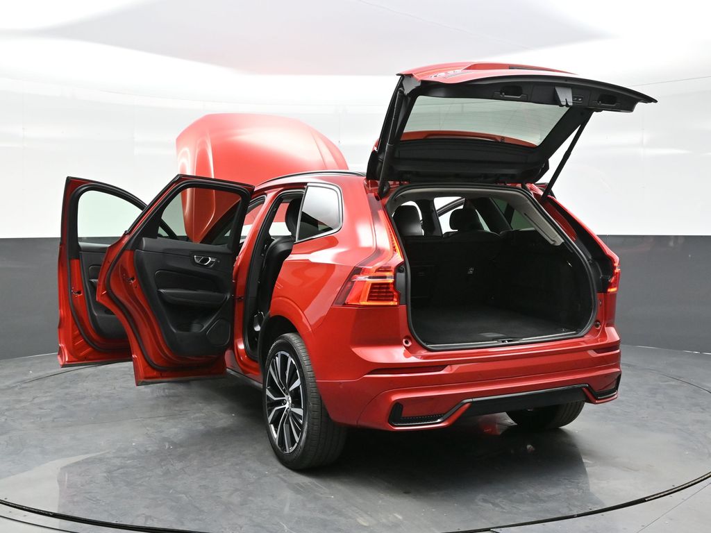 2023 Volvo XC60 T8 Ultimate photo 38