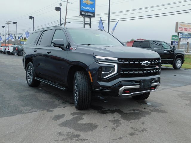 2025 Chevrolet Tahoe Z71 photo 2