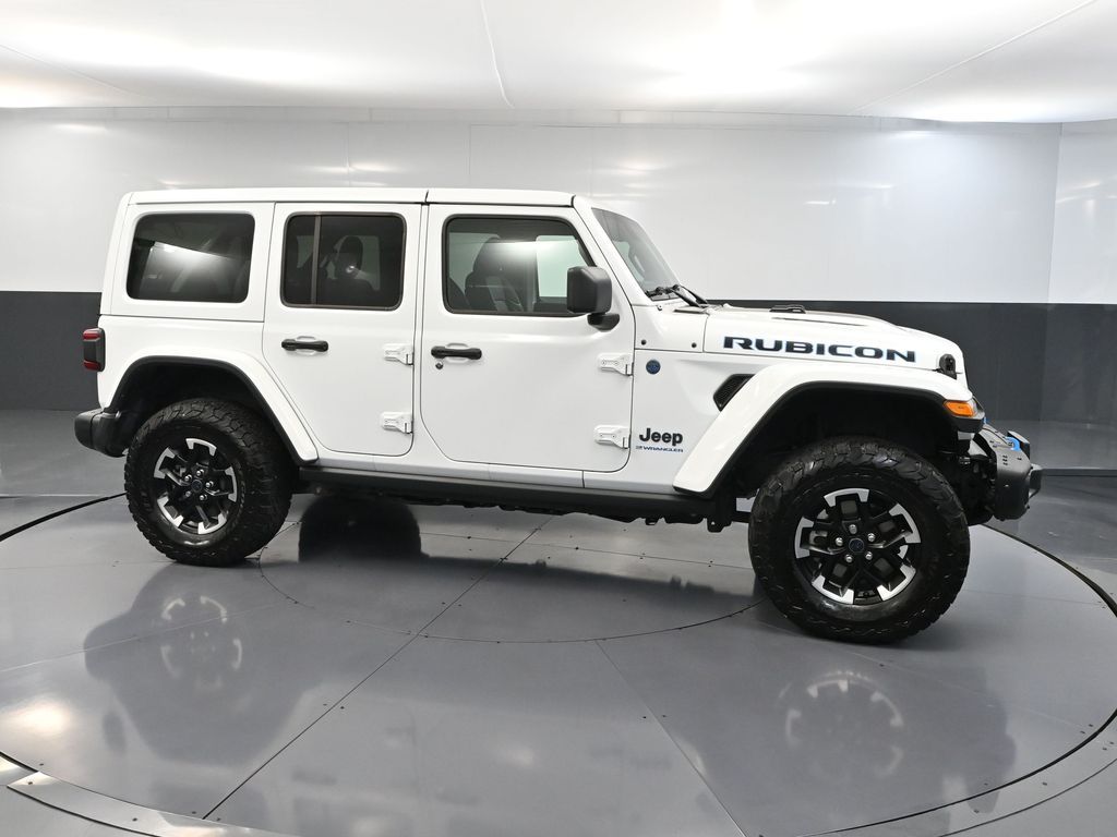 2024 Jeep Wrangler Rubicon 4xe photo 3