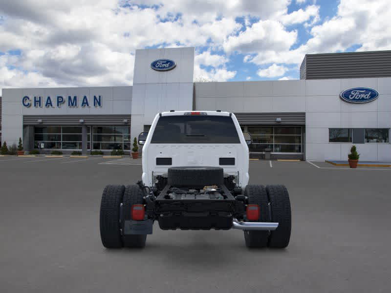 2025 Ford F-550 XL photo 4