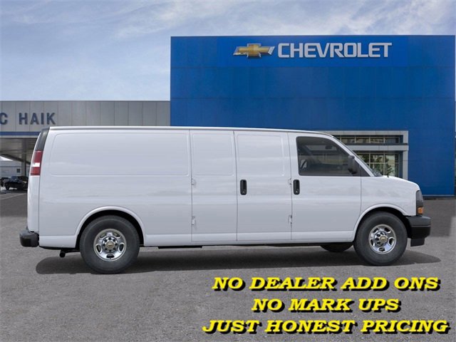 2025 Chevrolet Express Cargo 2500 photo 5
