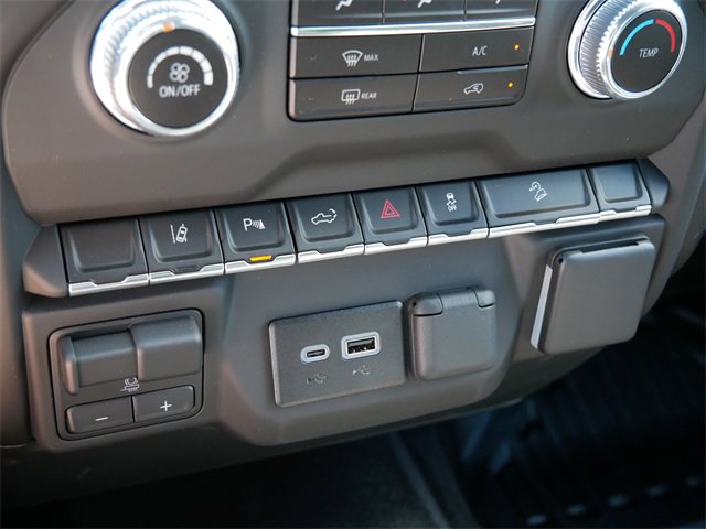 2025 Gmc Sierra 3500 HD Pro photo 10