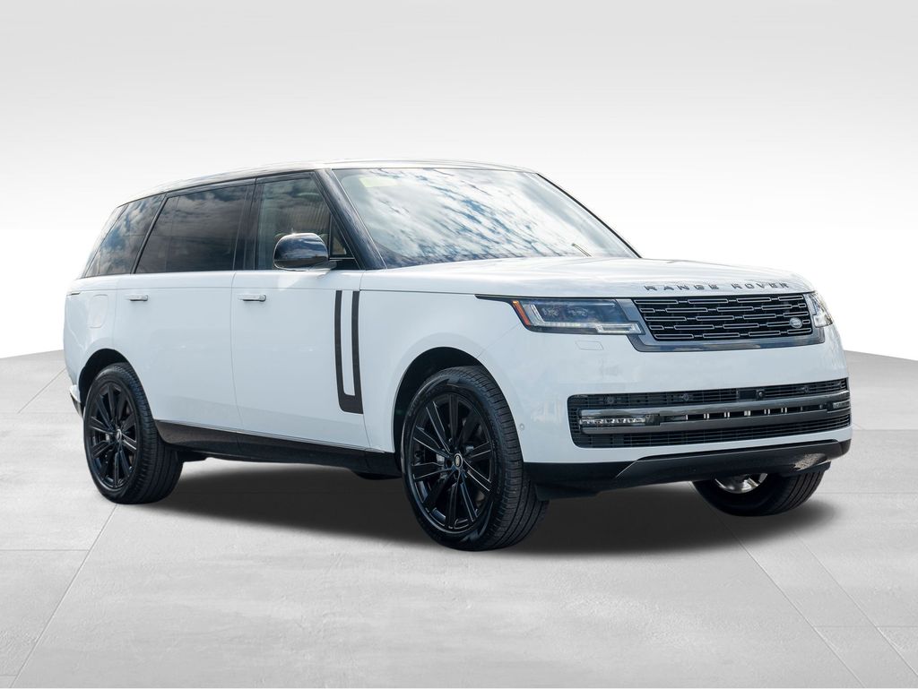 2025 Land Rover Range Rover SE photo 3