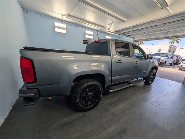 2020 Chevrolet Colorado LT photo 12
