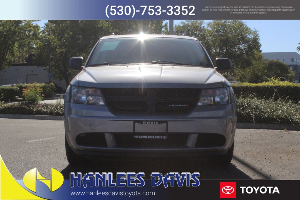 2020 Dodge Journey SE photo 3