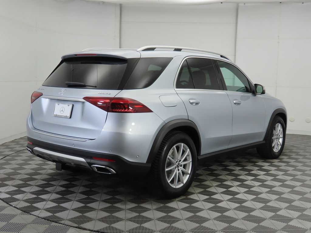 2025 Mercedes Benz GLE 450 4MATIC photo 5