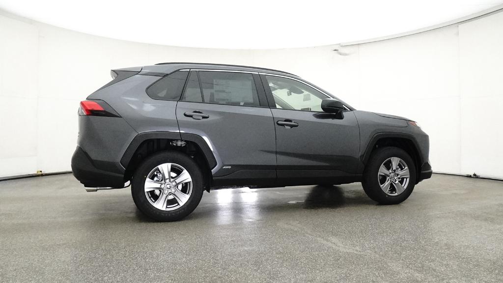 2025 Toyota RAV4 Hybrid LE photo 23