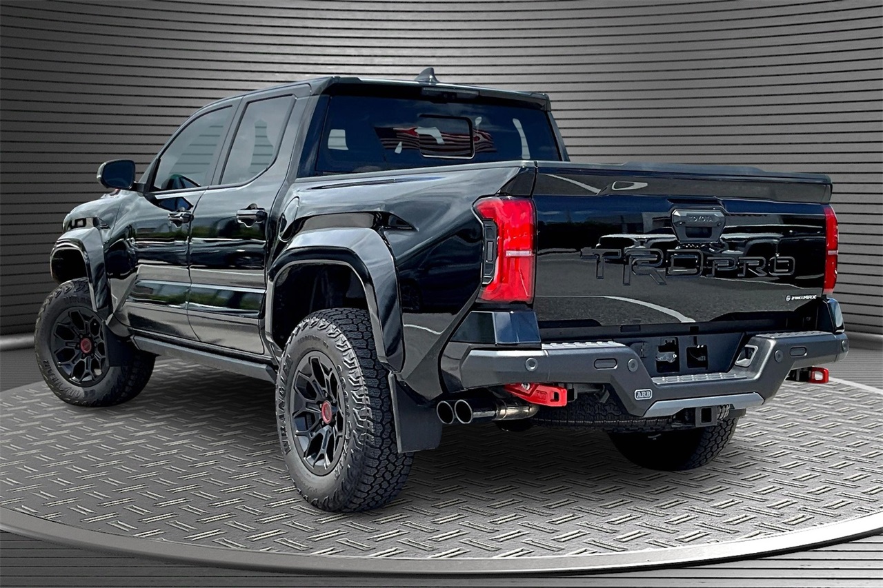 2024 Toyota Tacoma TRD Pro 4x4 photo 3