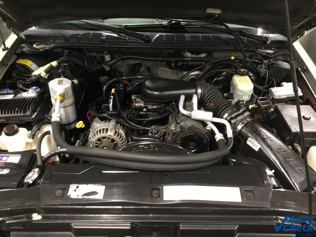 2000 Chevrolet S-10 Pickup photo 33