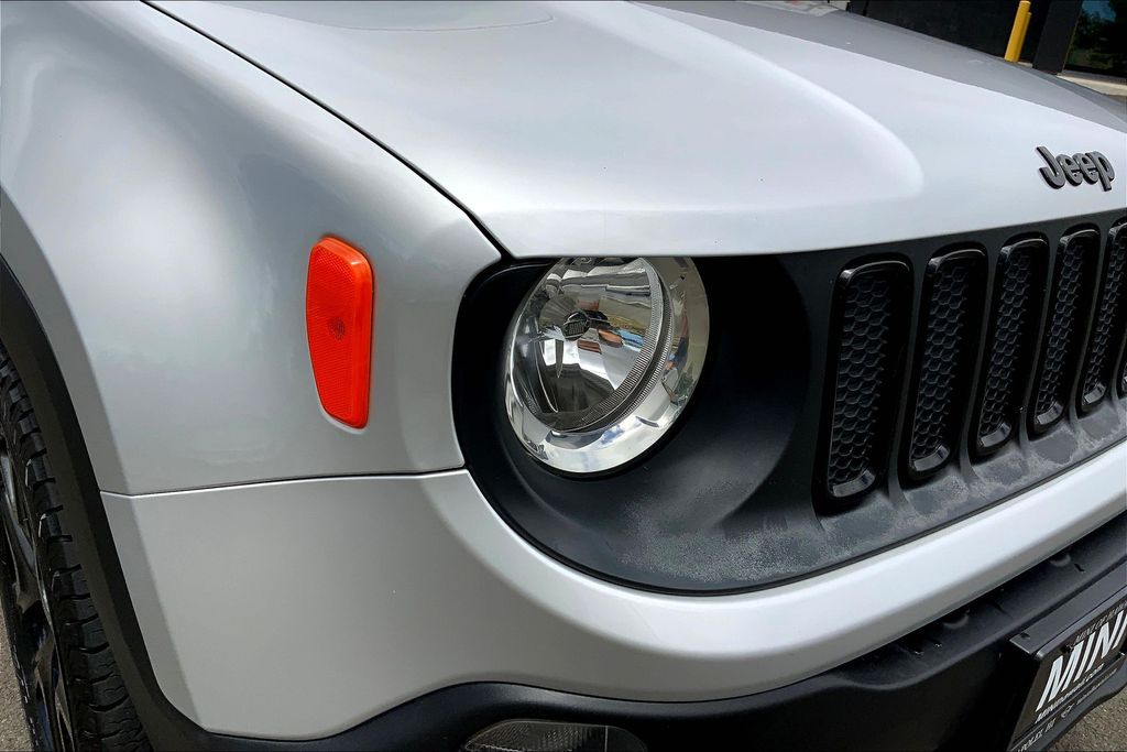 2017 Jeep Renegade Latitude North Edition photo 26