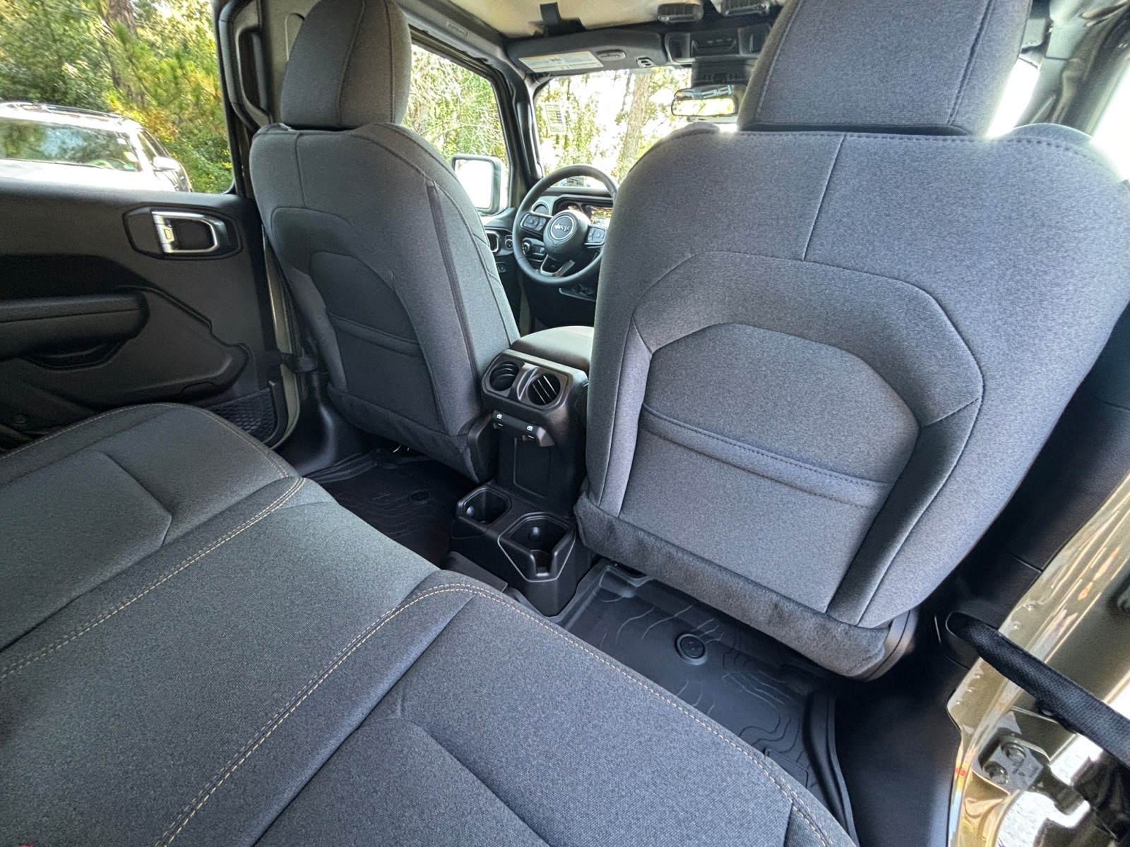 2025 Jeep Wrangler Sport S photo 16
