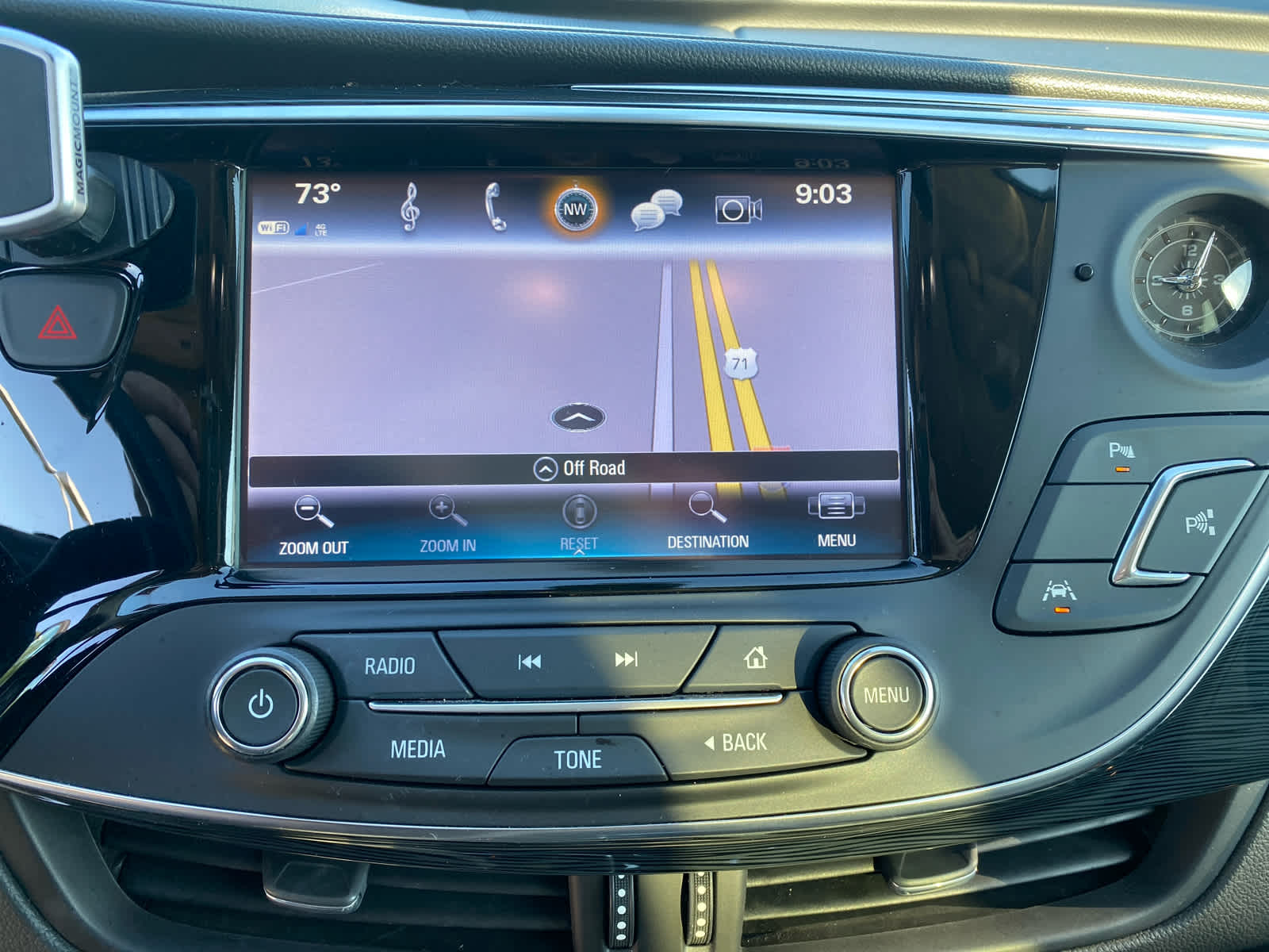 2017 Buick Envision Premium II photo 22
