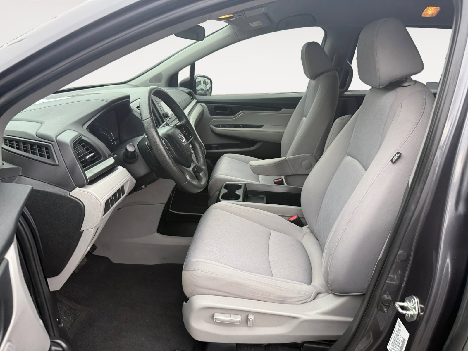 2020 Honda Odyssey LX photo 9
