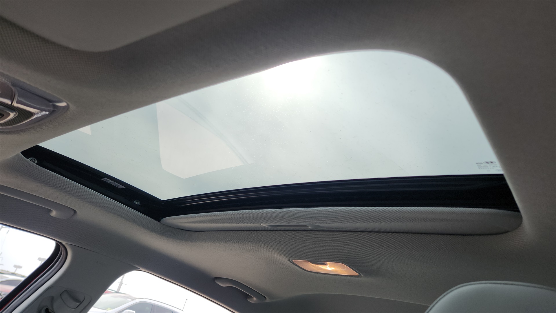 2025 Hyundai Elantra Limited photo 10