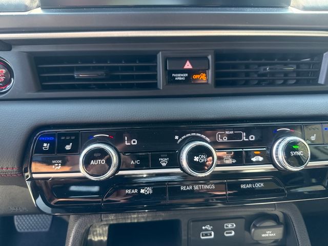 2025 Honda Pilot Black Edition photo 15