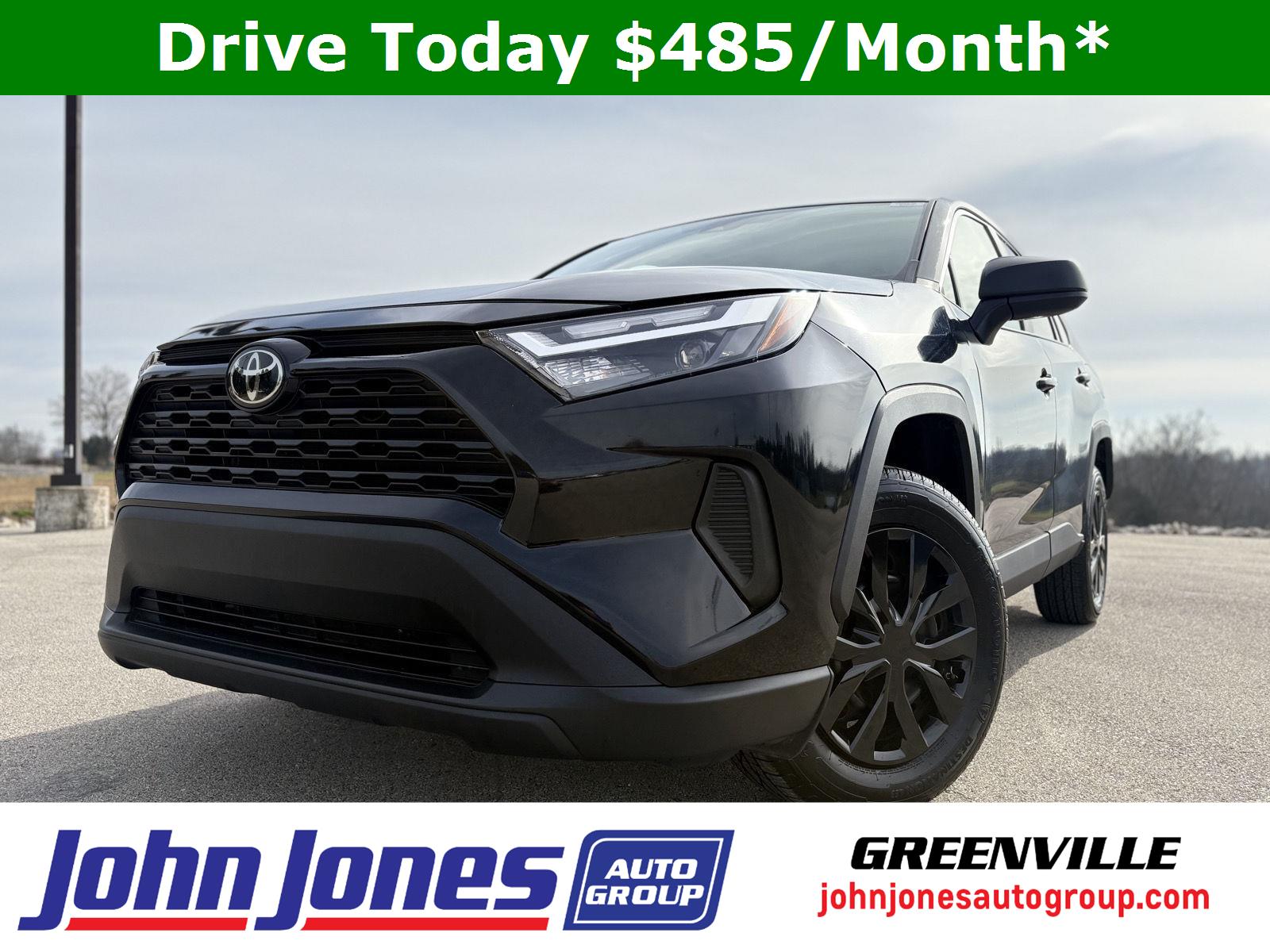 2024 Toyota RAV4 LE's photo