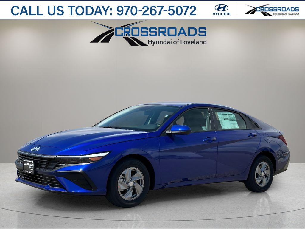 2025 Hyundai Elantra SE's photo